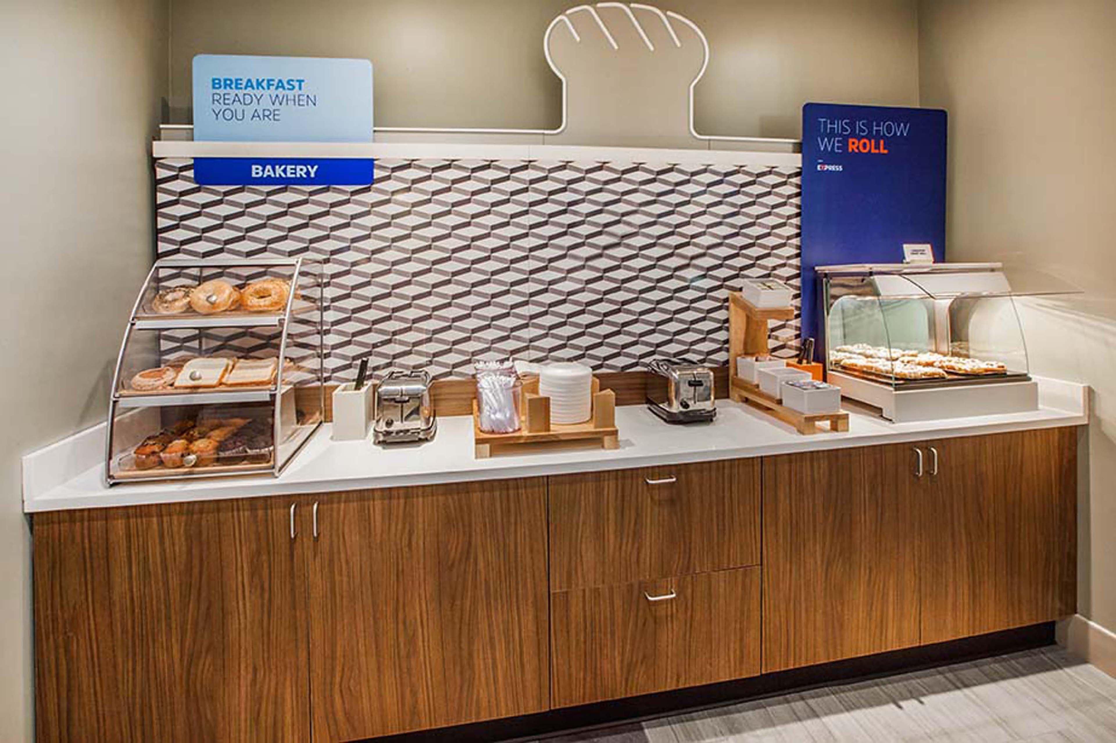 Holiday Inn Express Boone By Ihg Exterior photo