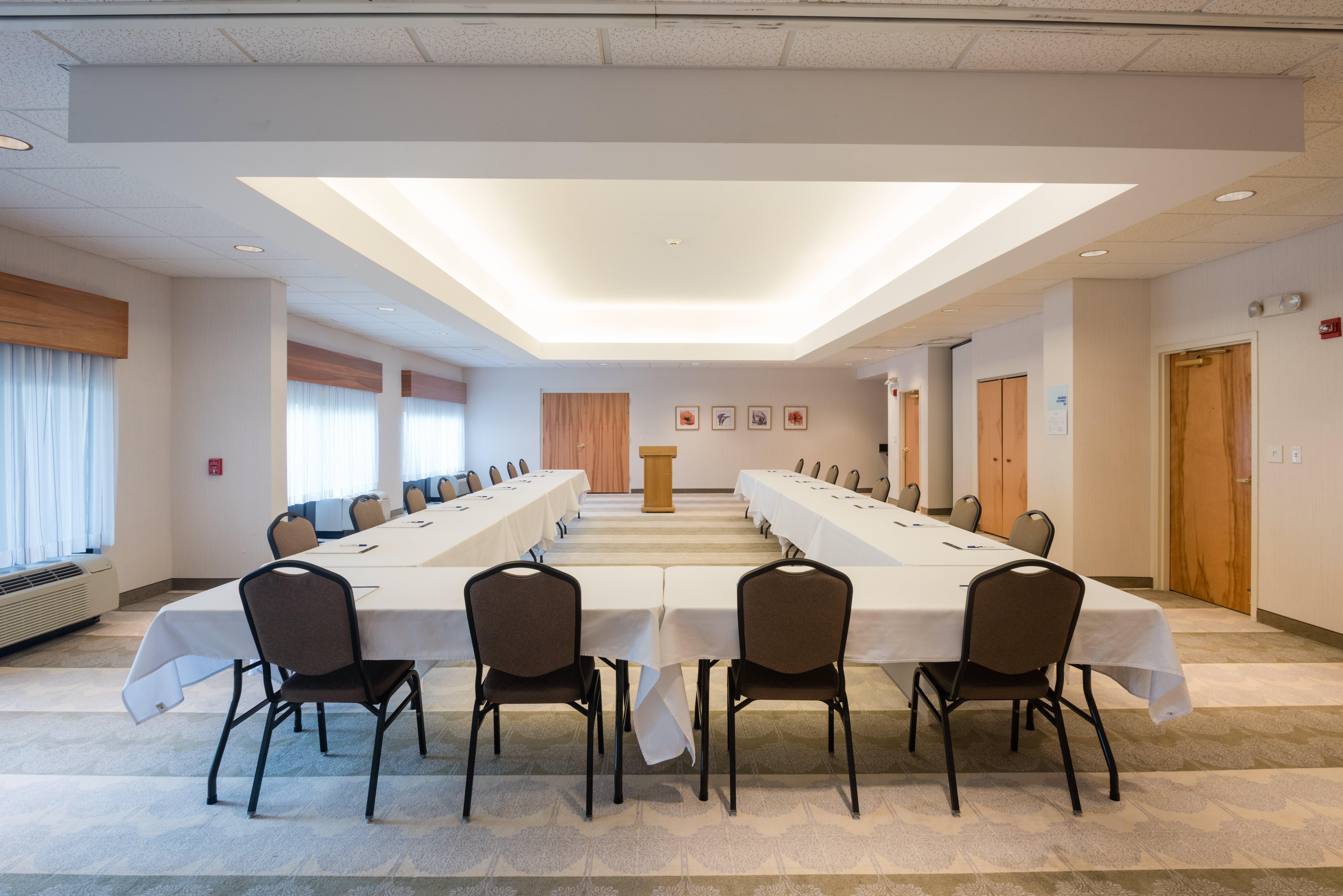 Holiday Inn Express Boone By Ihg Exterior photo