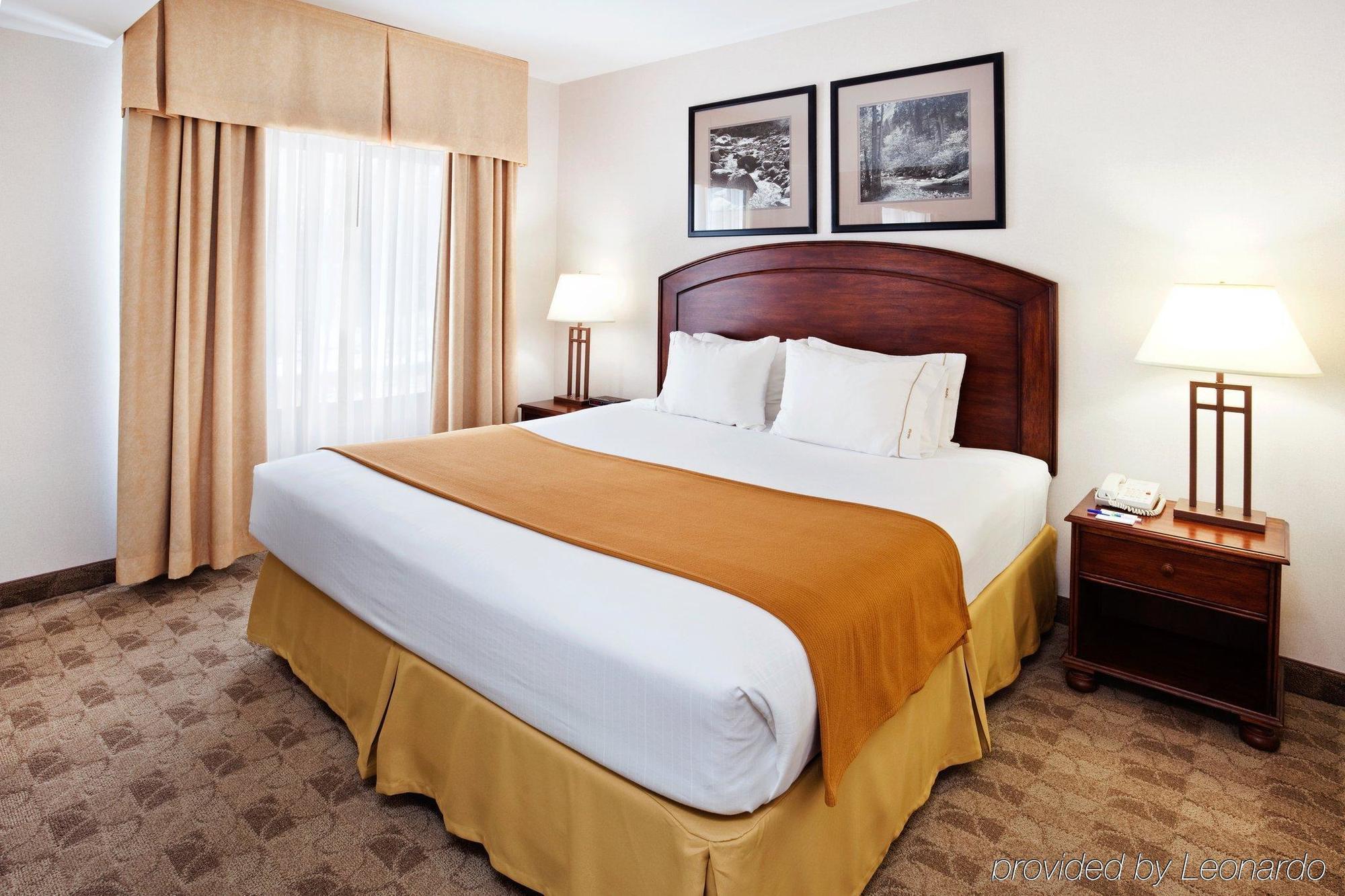 Holiday Inn Express Boone By Ihg Exterior photo