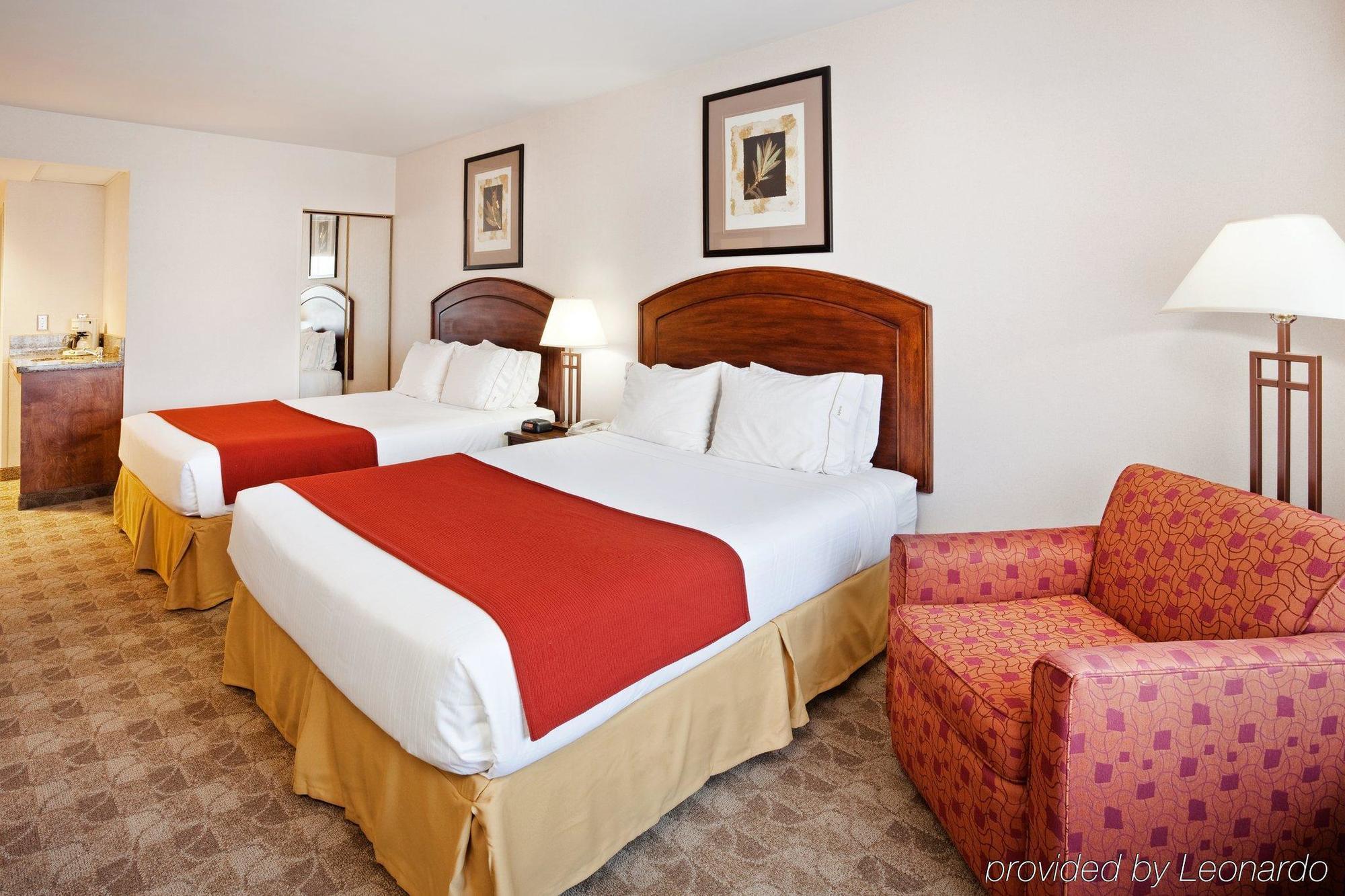 Holiday Inn Express Boone By Ihg Exterior photo