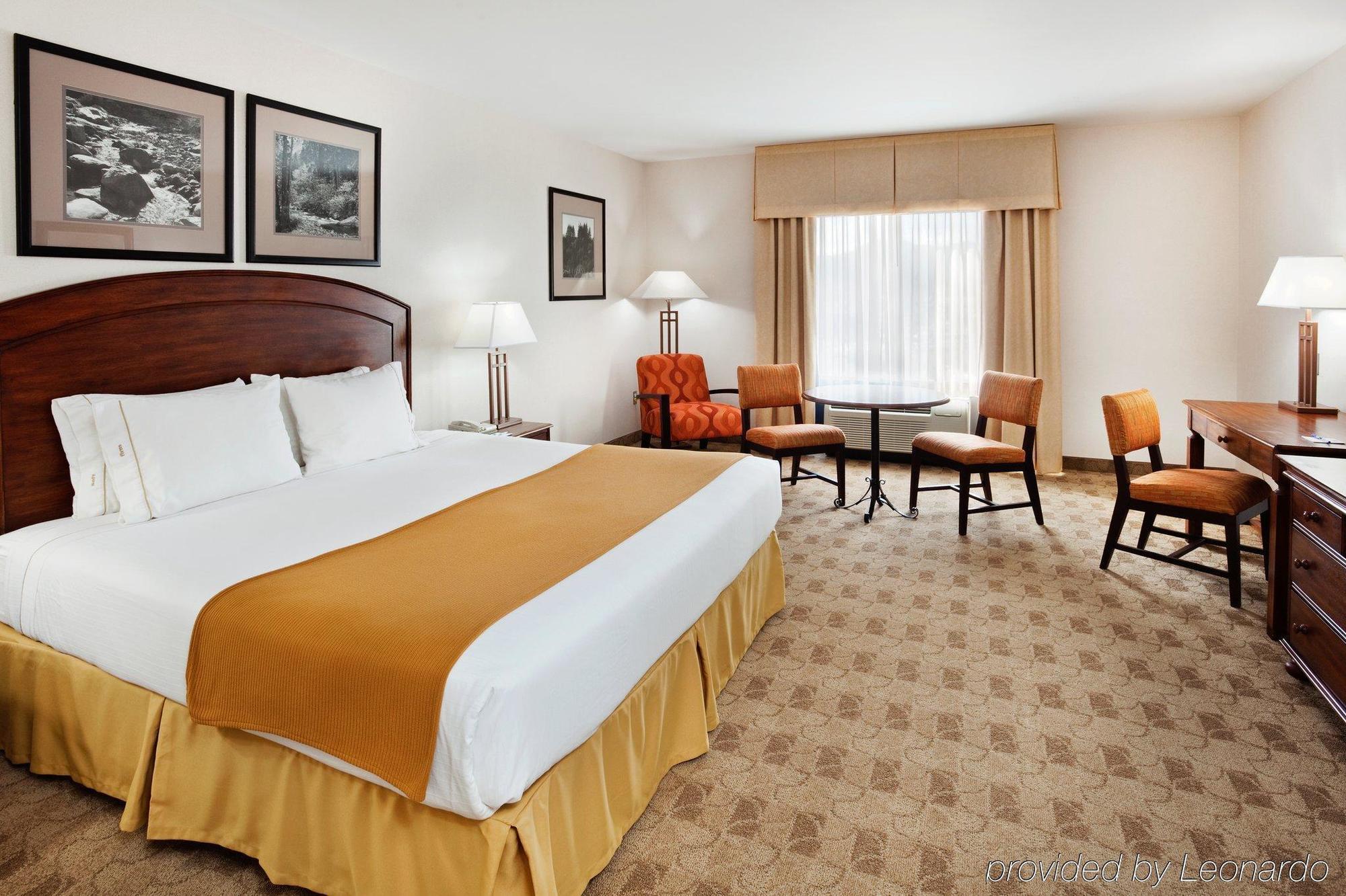 Holiday Inn Express Boone By Ihg Exterior photo