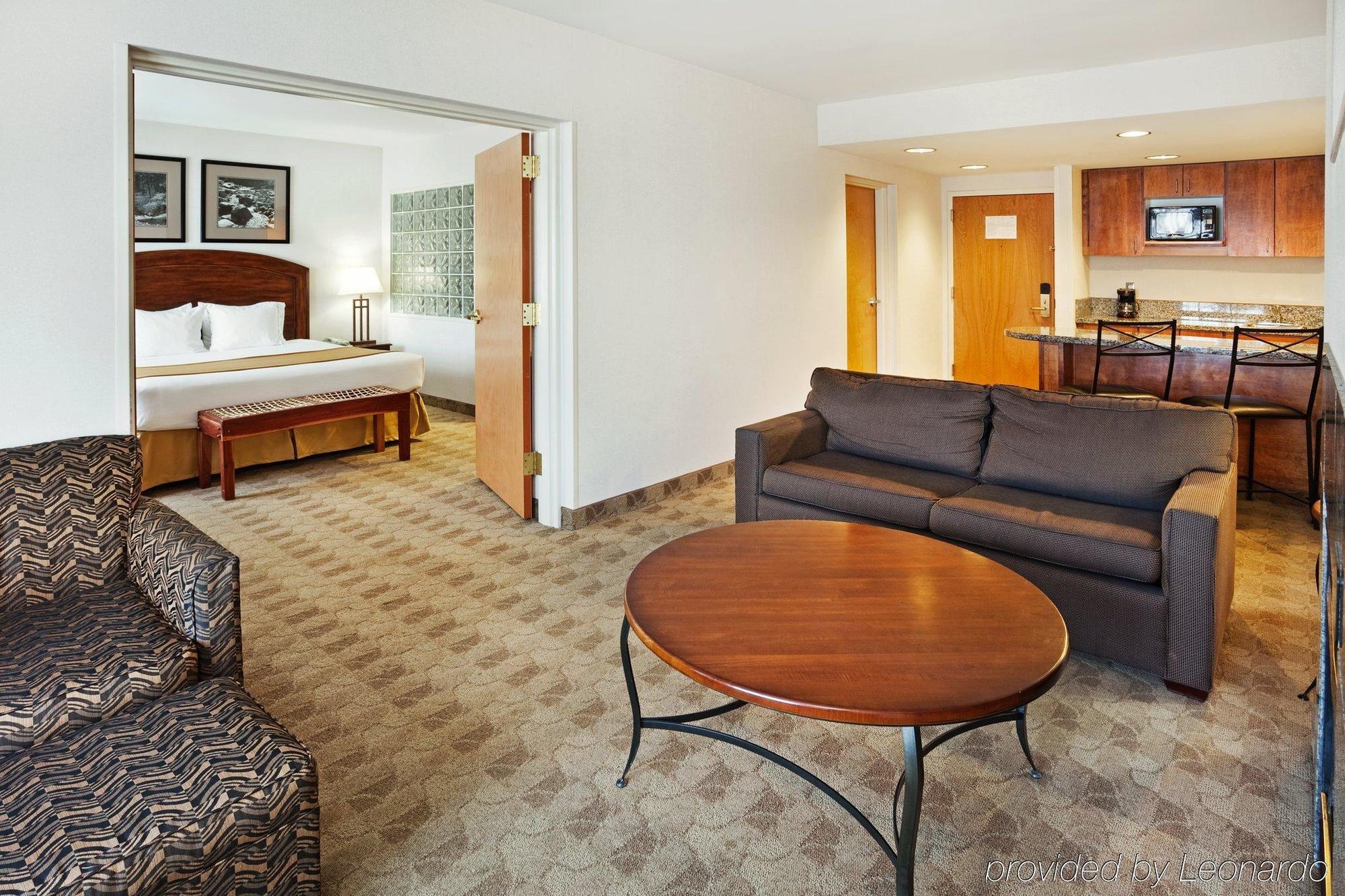 Holiday Inn Express Boone, An Ihg Hotel Room photo