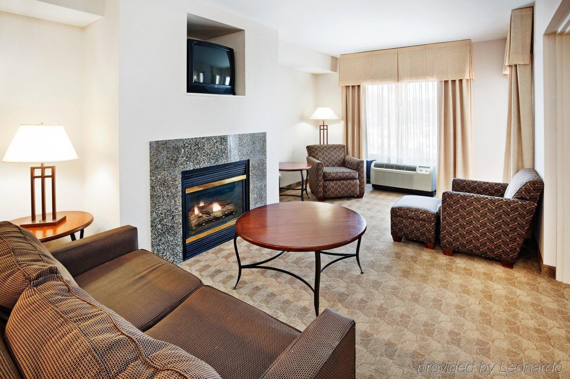 Holiday Inn Express Boone By Ihg Exterior photo